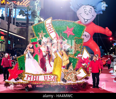 Los Angeles, USA. 27 Nov, 2016. Un flotteur prend part à la 85e parade de Noël annuel de Hollywood à Los Angeles, États-Unis, le 27 novembre 2016. Credit : Zhao Hanrong/Xinhua/Alamy Live News Banque D'Images