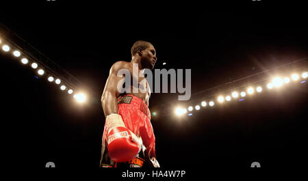 Au cours de l'Ohara Davies Silver WBC super léger title bout avec Andrea Scarpa au Wembley Arena, de l'ESS. Banque D'Images