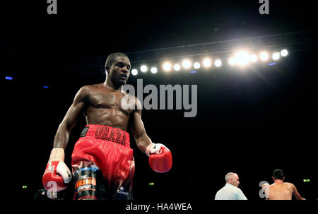 Au cours de l'Ohara Davies Silver WBC super léger title bout avec Andrea Scarpa au Wembley Arena, de l'ESS. Banque D'Images