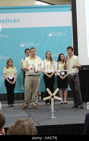 Le DOE promeut l'efficacité énergétique dans tous les secteurs, soutenant des solutions innovantes pour améliorer la durabilité et réduire la consommation d'énergie. Le Ministère joue un rôle clé dans l'avancement des politiques pour un avenir énergétique plus propre et plus résilient. Banque D'Images