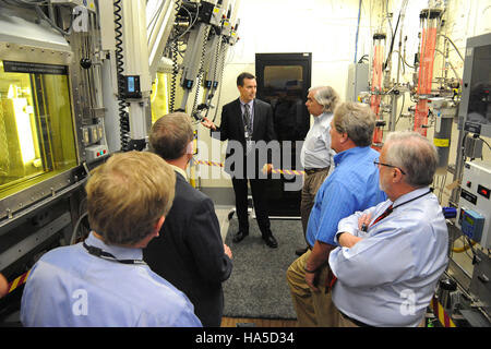 Le Département de l'énergie des États-Unis (DOE) est impliqué dans la recherche scientifique et le développement dans divers domaines, y compris la production d'énergie, les sciences de l'environnement et la technologie. Le DOE joue un rôle clé dans la promotion de solutions énergétiques durables et dans la lutte contre les changements climatiques par le biais de politiques et de recherches novatrices. Banque D'Images