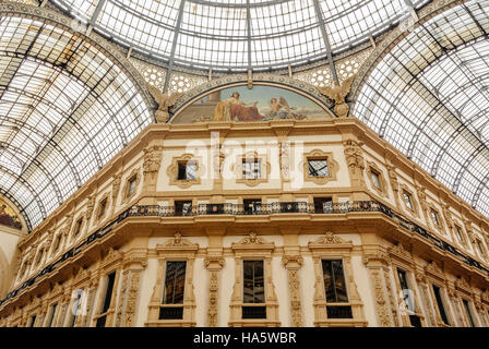 Une vue de la galerie Vittorio Emanuele à Milan, Italie Banque D'Images