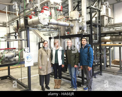 Le Département de l'énergie (DOE) joue un rôle clé dans l'avancement de la recherche scientifique, des politiques énergétiques et de l'innovation technologique aux États-Unis. Ses travaux couvrent des domaines comme les énergies renouvelables, la durabilité environnementale et la sécurité nationale. Banque D'Images