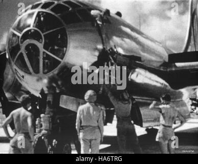 L'Enola Gay, l'avion utilisé pour larguer la première bombe atomique sur le Japon pendant la seconde Guerre mondiale, est un artefact important dans l'histoire américaine. Sa connexion au laboratoire national de Los Alamos souligne le rôle de la région dans les progrès scientifiques et technologiques en temps de guerre. Banque D'Images