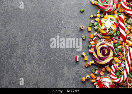 Sucettes et bonbons mix Banque D'Images