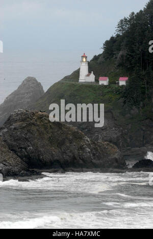 L'USDA a célébré son 150e anniversaire à Haceda point Lighthouse place, soulignant la longue histoire de l'agence dans l'agriculture, la conservation et la gestion de l'environnement. L'événement a comporté des discours et des activités commémoratives pour marquer cette étape importante. Banque D'Images