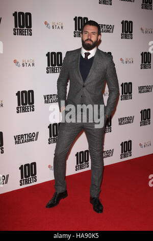 Tom Cullen assiste à la première du film 100 Rue at the bfi à Londres, Royaume-Uni - 08 Nov 2016 Banque D'Images