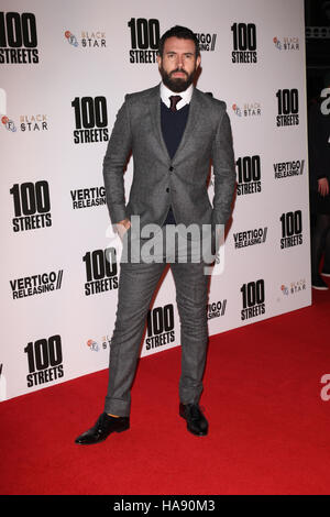 Tom Cullen assiste à la première du film 100 Rue at the bfi à Londres, Royaume-Uni - 08 Nov 2016 Banque D'Images