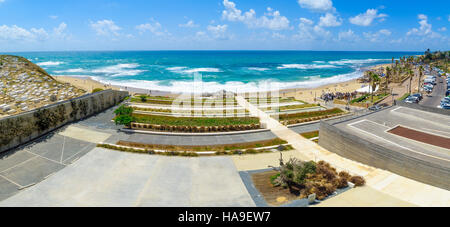 TEL-AVIV, ISRAEL - le 27 mai 2016 : vue panoramique de Givat Aliya beach et alentours, avec les habitants et les visiteurs, dans la partie sud de Jaffa, maintenant pa Banque D'Images