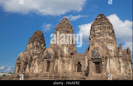 Phra Prang Sam Yot temple, l'architecture ancienne à Lopburi, Thaïlande Banque D'Images