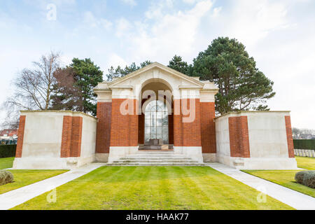 La Commonwealth War Graves Commission (CWGC) Cimetière commémoratif de Dunkerque, Dunkerque, France Banque D'Images