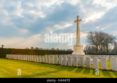 La Commonwealth War Graves Commission (CWGC) Cimetière commémoratif de Dunkerque, Dunkerque, France Banque D'Images