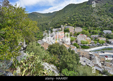 Village de montagne corse Nonza Banque D'Images