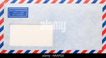 Vintage airmail envelope isolé sur fond blanc Banque D'Images