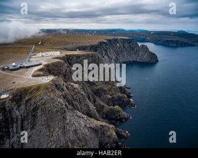 La côte de la mer de Barents le Cap nord (Nordkapp) dans le nord de la Norvège, la photographie aérienne. Banque D'Images