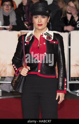 Londres, Grossbritannien. 28 Nov, 2016. Salma Hayek participe à 'Je suis Äò 'vis Äô Première mondiale à Leicester Square à Londres, Angleterre (28/11/2016). | Verwendung weltweit © dpa/Alamy Live News Banque D'Images