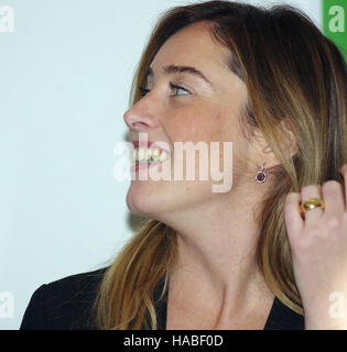 Sassari, Italie. 29 Nov 2016. Maria Elena Boschi, le Ministre des réformes constitutionnelles d'Italie la parole à l'assemblée politique sur le référendum constitutionnel du 4 décembre 2016 en Italie. Credit : Alberto maisto / Alamy Live News Banque D'Images