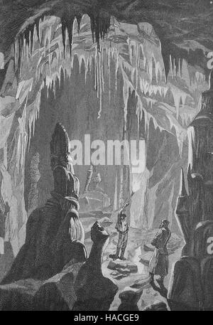 Grotte de stalactites en Amérique du Nord, Carlsbad Caverns, illustration historique, gravure sur bois Banque D'Images