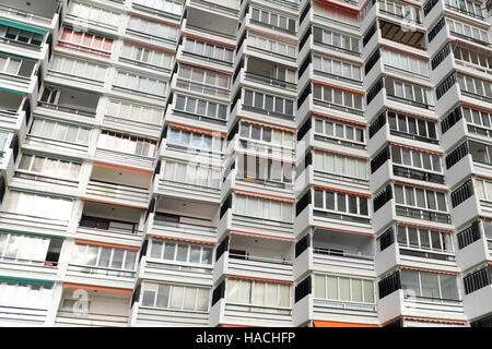 Immeuble résidentiel - façade extérieur de l'immeuble, Banque D'Images