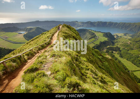 Vue du paysage de lacs dans l'île de São Miguel. Açores. Le Portugal. Rei Banque D'Images