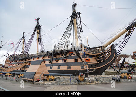 Festival victorien au chantier naval historique de Portsmouth Dimanche 27 novembre 2016. Regard fascinant sur le Londres victorien, Banque D'Images