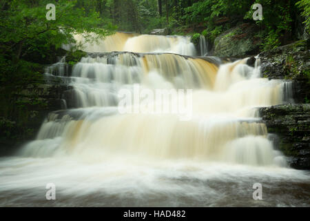 Fulmer Falls, Delaware Water Gap National Recreation Area, New York Banque D'Images