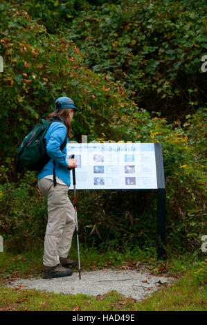 Conseil d'interprétation, Trustom Pond National Wildlife Refuge, Rhode Island Banque D'Images