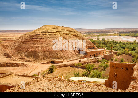 La vue depuis le Ksar Ait Ben Haddou de la campagne environnante Morooccan Banque D'Images