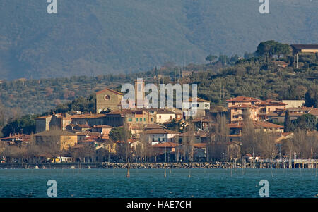 Village de San Feliciano, Lac Trasimène, Pérouse, Ombrie, Italie Banque D'Images