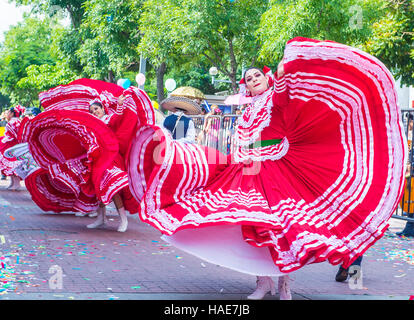 Les participants à une parde au cours de la 23e International Mariachi Charros & festival à Guadalajara, Mexique Banque D'Images