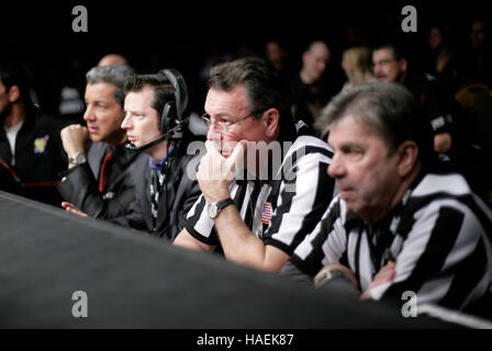 Lors de l'UFC 94 fonctionnaires au MGM Grand Arena, le 31 janvier 2009 à Las Vegas, NV. Francis Specker Banque D'Images
