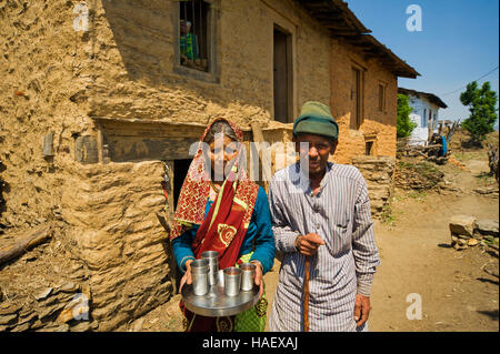 Habitants du village de Tulla Kote dans la région de Talas des, rendu célèbre par Jim Corbett dans son livre The Temple Tigers, Uttarakhand, Inde Banque D'Images