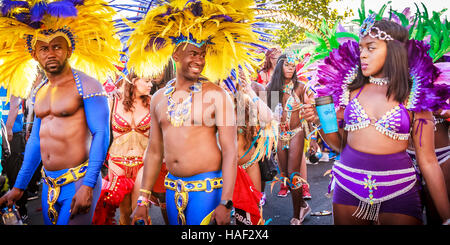 Le Mas de Bohème Funatik death Notting Hill Carnival 2016 Présentation, fantasme de la profondeur. Banque D'Images