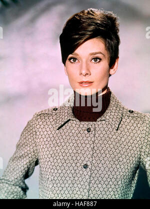 Attendre jusqu'à ce que Dark 1967 Warner Bros film avec Audrey Hepburn Banque D'Images