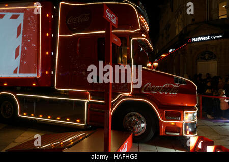 Camion Coca Cola, Queen Street, Cardiff, Pays de Galles. Banque D'Images