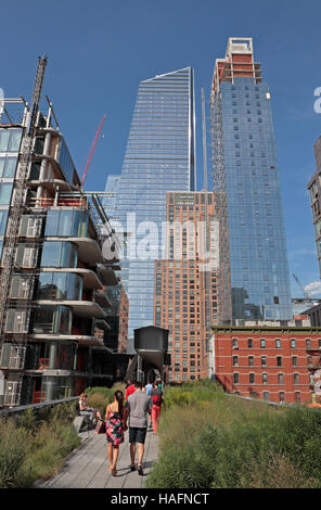 Vue sur les édifices de la ligne haute de ronde à Manhattan, New York, United States. Banque D'Images