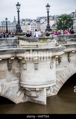 Les inondations, la MONTÉE DES EAUX DE LA SEINE, PARIS 2016 Banque D'Images