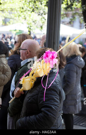 Le dimanche des fêtes de Pâques traditionnel, en plaça d'Octavia, à côté de Monestir Sant Cugat del Valles, Barcelone Banque D'Images