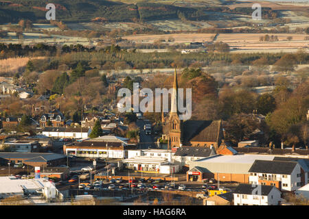 Un hiver glacial matin regardant vers le bas sur la ville de Lockerbie, Annandale, Ecosse, Royaume-Uni Banque D'Images