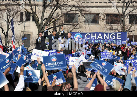 La présidence démocratique Sen. Barack Obama lors d'un rassemblement à la place de Rodney, le 3 février 2008 à Wilmington, Delaware. Banque D'Images