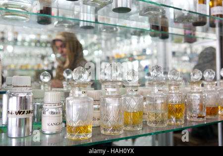 Le parfum et l'huile aromatique shop à Cochin, Inde. Banque D'Images