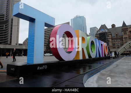 Signe de Toronto, Nathan Phillips Square Banque D'Images