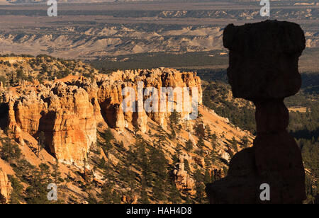 Parc National de Bryce avec le marteau de Thor dans l'avant-plan Banque D'Images