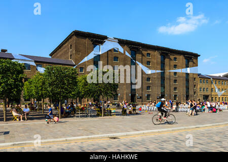 Grenier Square, King's Cross, Londres, Royaume-Uni, 2013 Banque D'Images