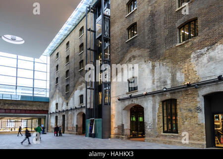 Converti les entrepôts, pour les arts de l'université maintenant, King's Cross, Londres, Royaume-Uni, 2012 Banque D'Images
