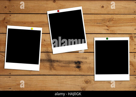 Cadres photo vierge sur planche en bois historique Banque D'Images
