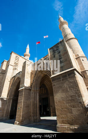 Mosquée Selimiye (Cathédrale de Saint Sophia) à Nicosie, Chypre du Nord. Banque D'Images