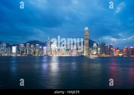Hong Kong skyline at night Banque D'Images