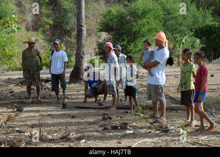 Groupe familial, Jungle, Lawigan, San Joaquin, Iloilo, Philippines. Banque D'Images