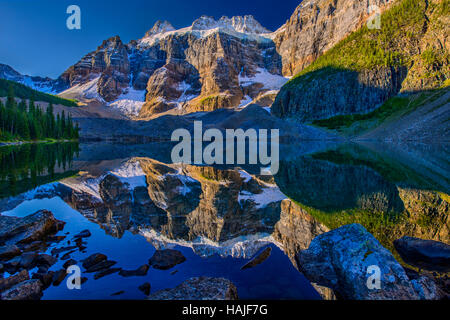 Matin de lacs Consolation, Banff National Park, Alberta, Canada Banque D'Images